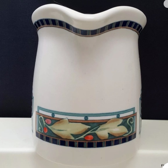 Pfaltzgraph Forest Pitcher - Picture 3 of 10